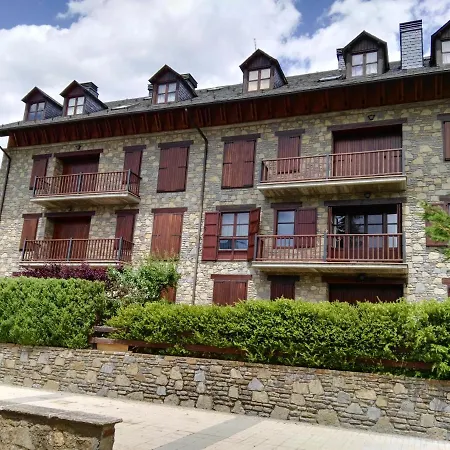 Apartment Soleado En Esterri
